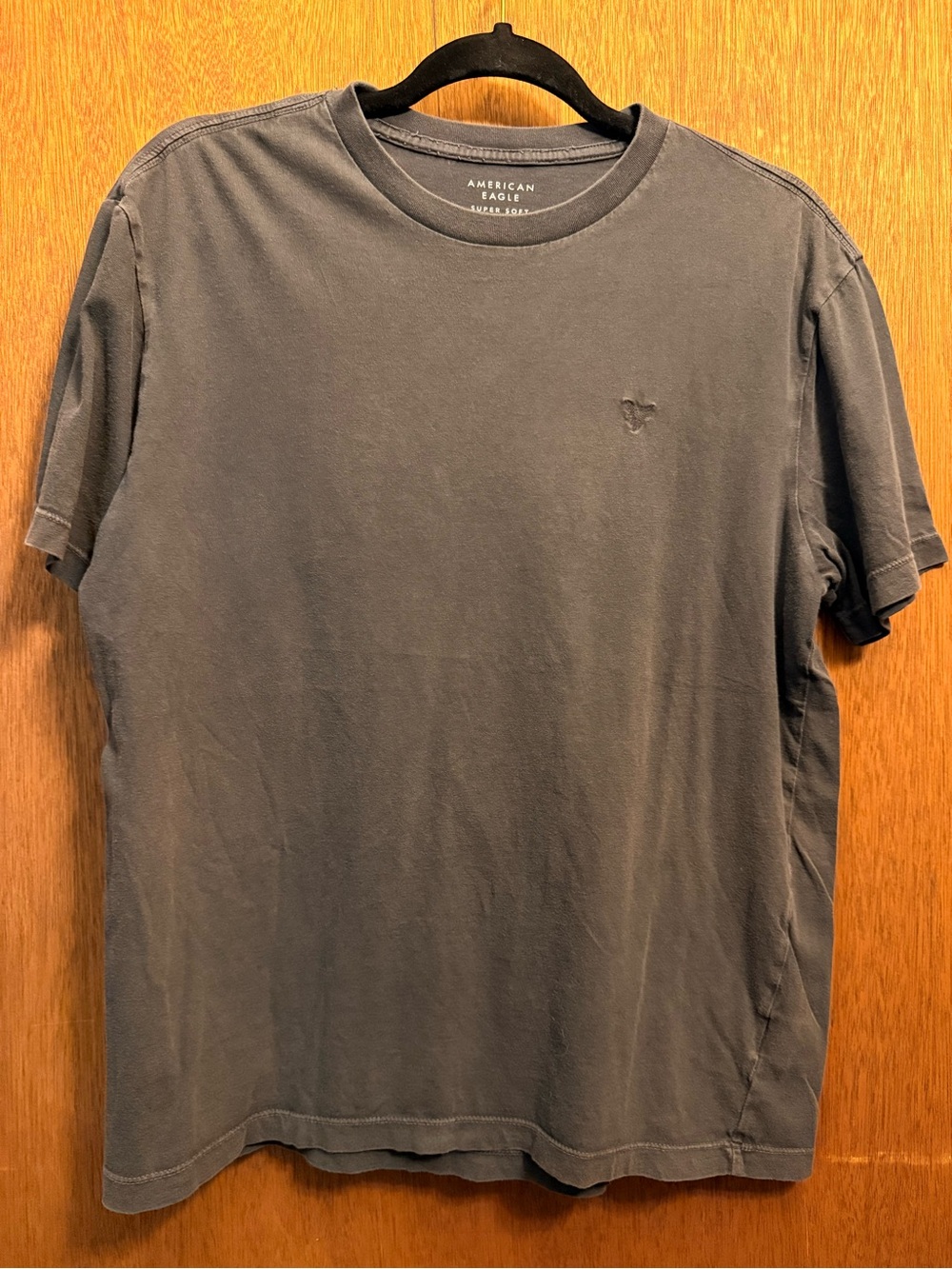 American Eagle Dark Gray Super Soft Standard Fit T-Shirt Men's Size Small